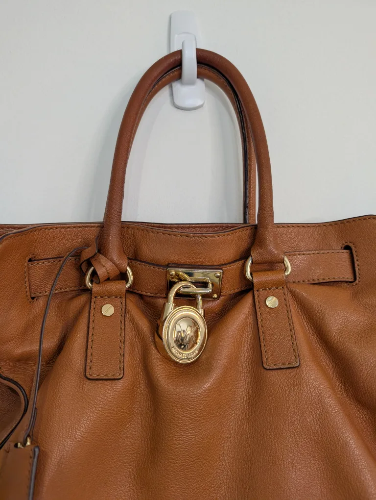 Michael Kors Hamilton Large Brown Leather Satchel image indicator(3)