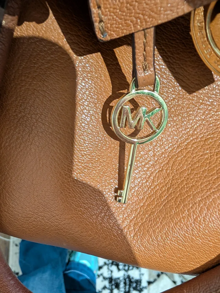 Michael Kors Hamilton Large Brown Leather Satchel image indicator(6)