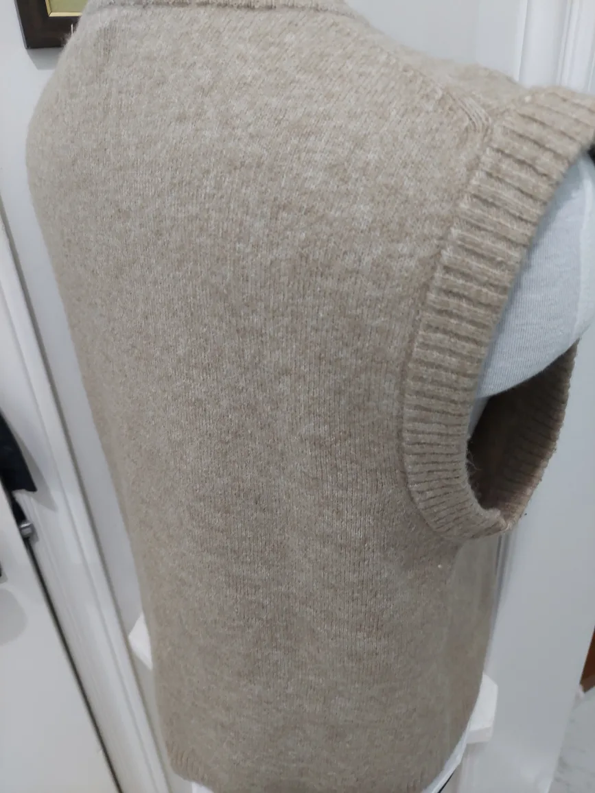 Wool Blend  V neck Sweater Vest Tan Size Small image indicator(3)