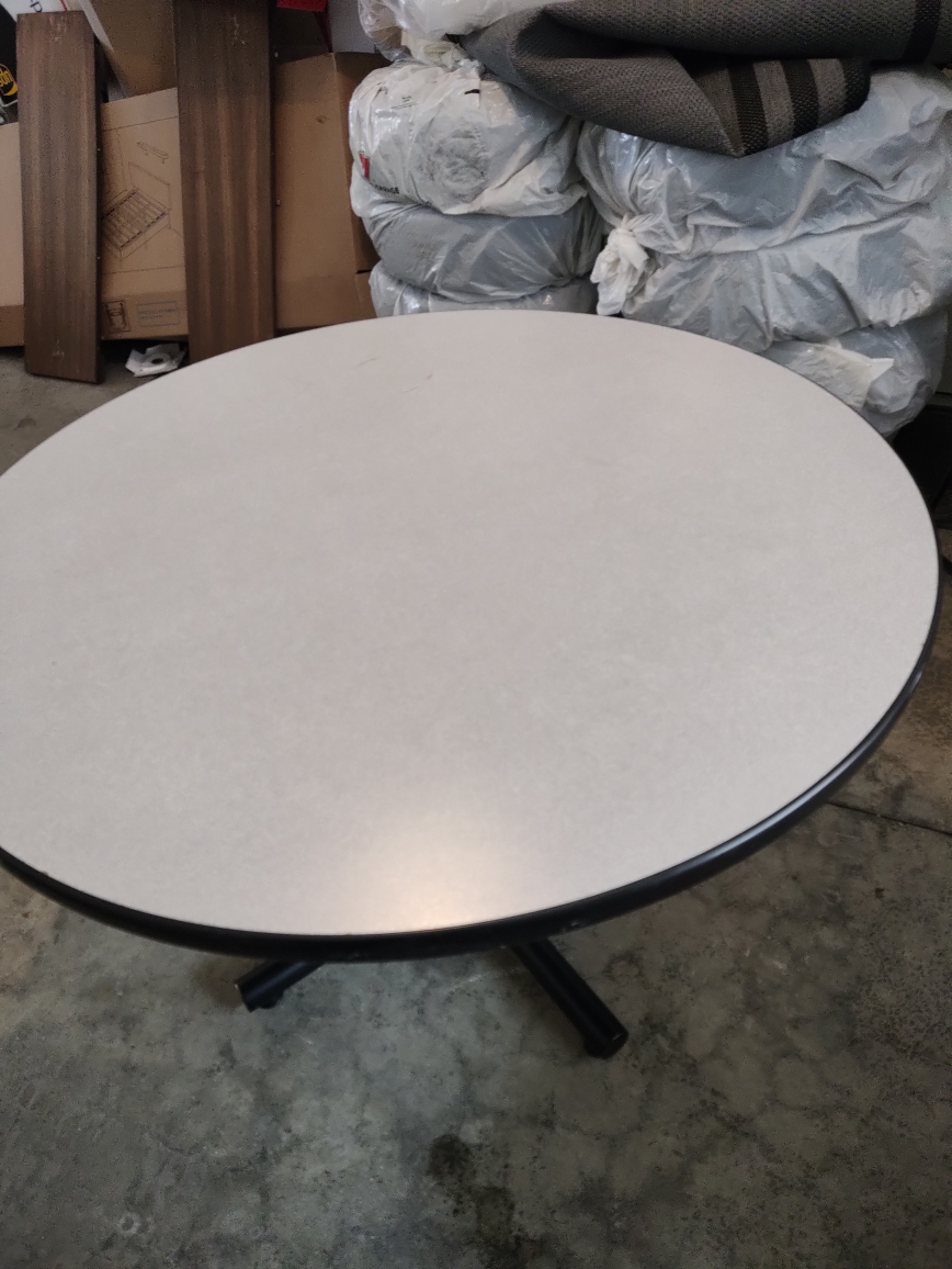 Round Table with Black Pedestal Base - photo 5