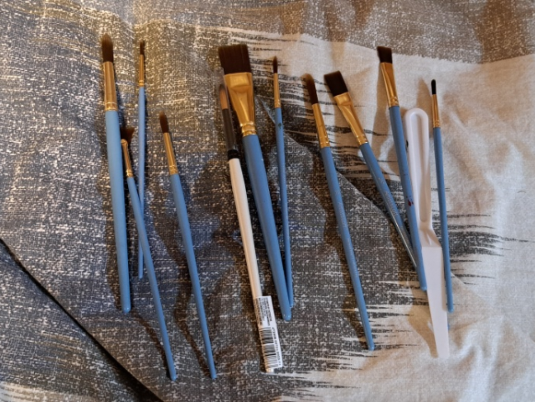 Assortment of Acrylic Paint Brushes - photo 4