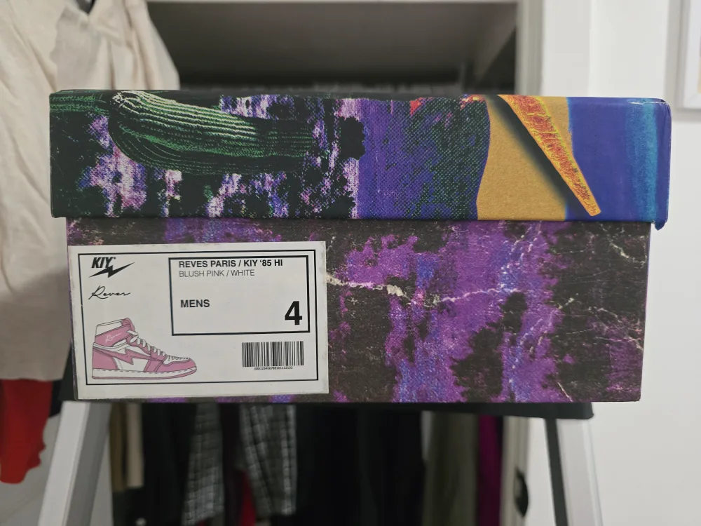 Reves x Air Jordan 1 High Pink Lightning image indicator(10)