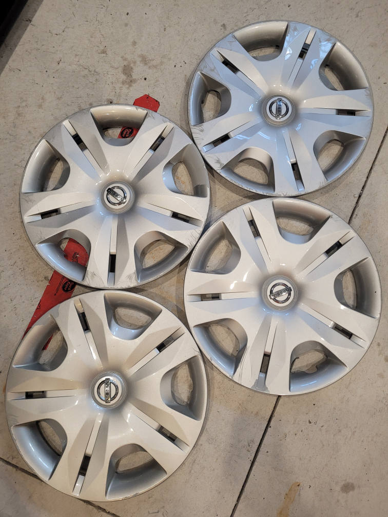 Nissan Hubcaps