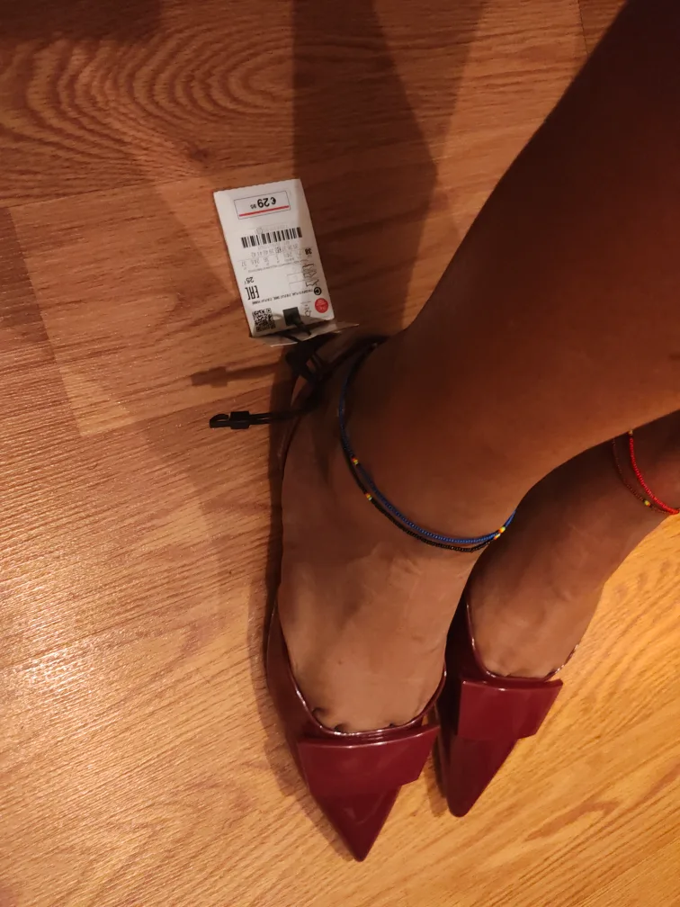 Zara Burgundy Pointed-Toe Slingback Flats image indicator(7)