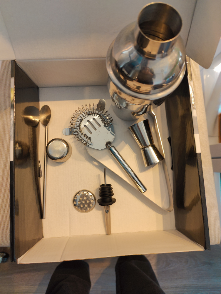 Entertaining Stuff Mixy Cocktail Set - Brand New - photo 2