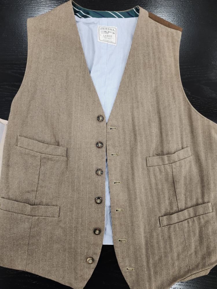 Men's Collection of Three Vests - photo 2