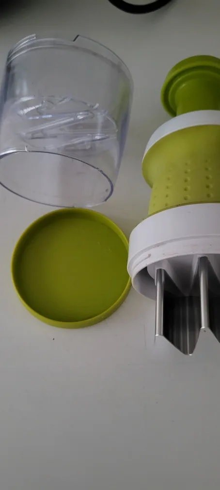 Manual Food Chopper, Green and White image indicator(3)