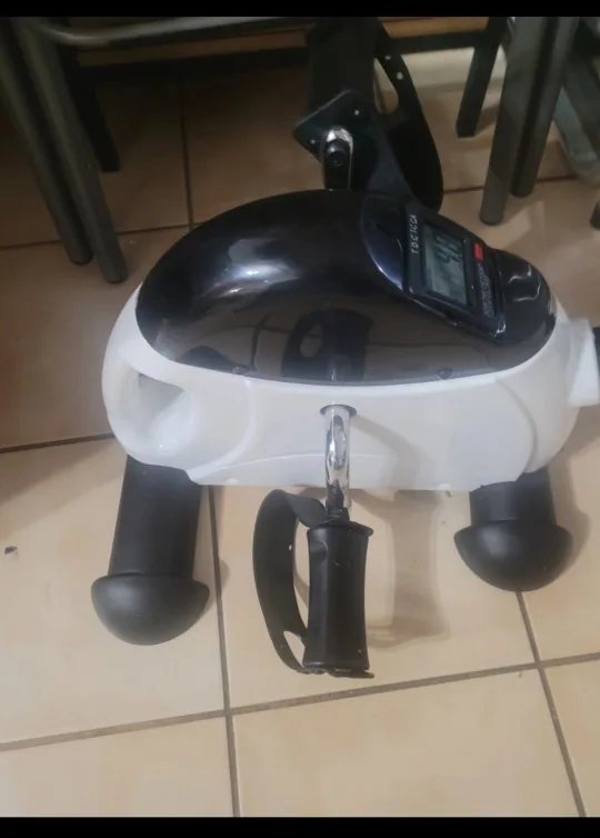 Mini Exercise Pedal Bike 💚 image indicator(2)