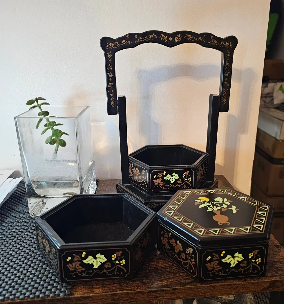 Vintage Hexagonal Stacking Jewellery Box with Carry Handle image indicator(3)