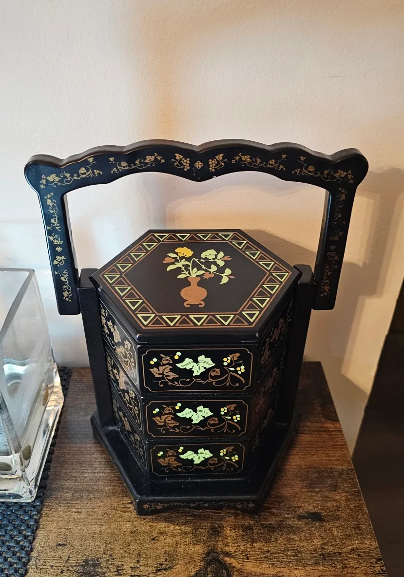 Vintage Hexagonal Stacking Jewellery Box with Carry Handle image indicator(8)