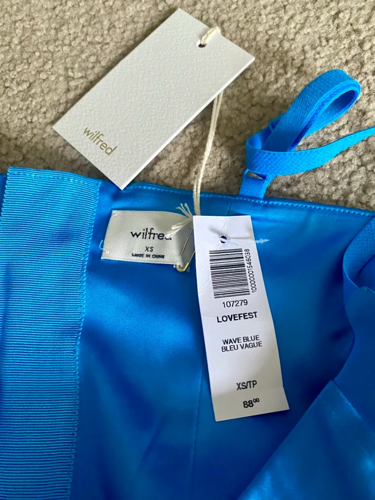 NWT Aritzia Wilfred Lovefest Bustier image indicator(6)