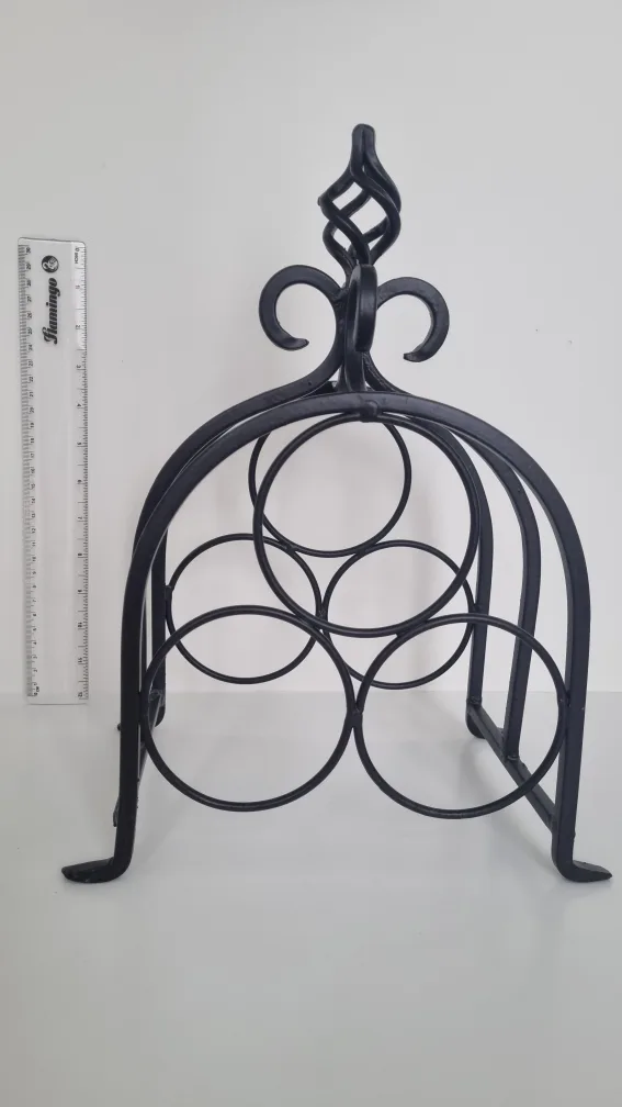 Black Metal Wine Rack image indicator(2)