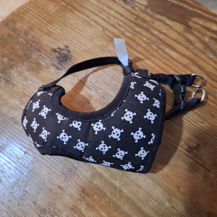 Small Pet Harness - Skull Print image indicator(2)