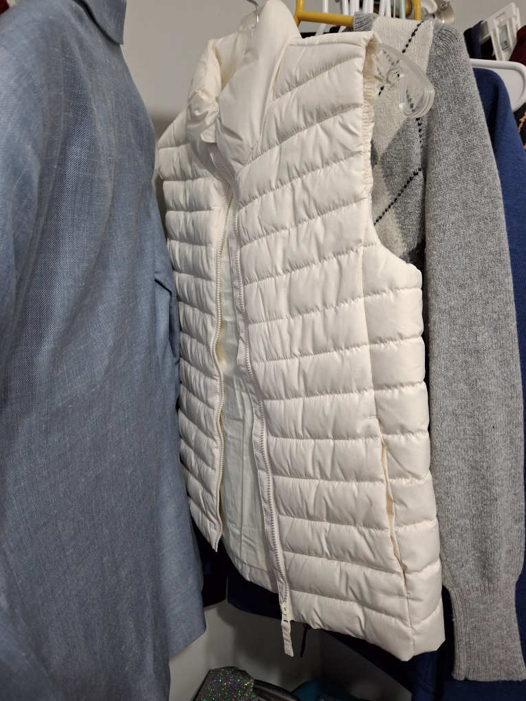 #Freecycle Women's Cream Puffer Vest