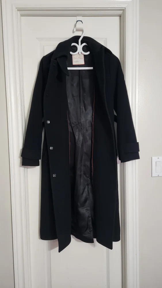 Black Babaton belted coat image indicator(4)