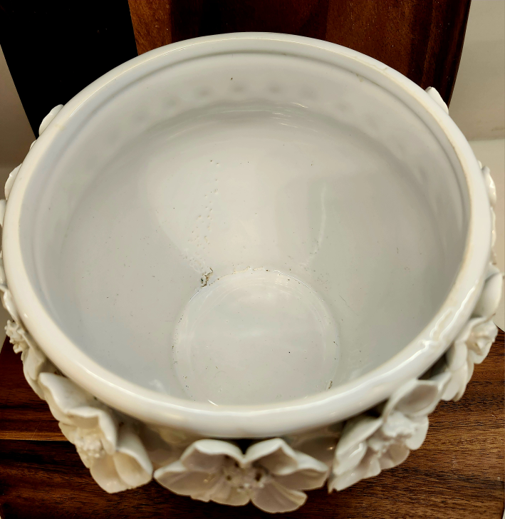 White Ceramic Planter with Flower Detail - photo 3