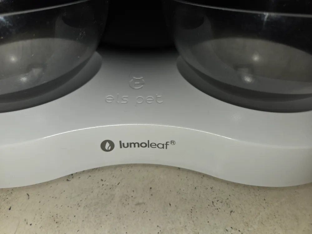 Lumoleaf Double No-Slip Elevated Pet Bowls For Cats Or Dogs image indicator(2)