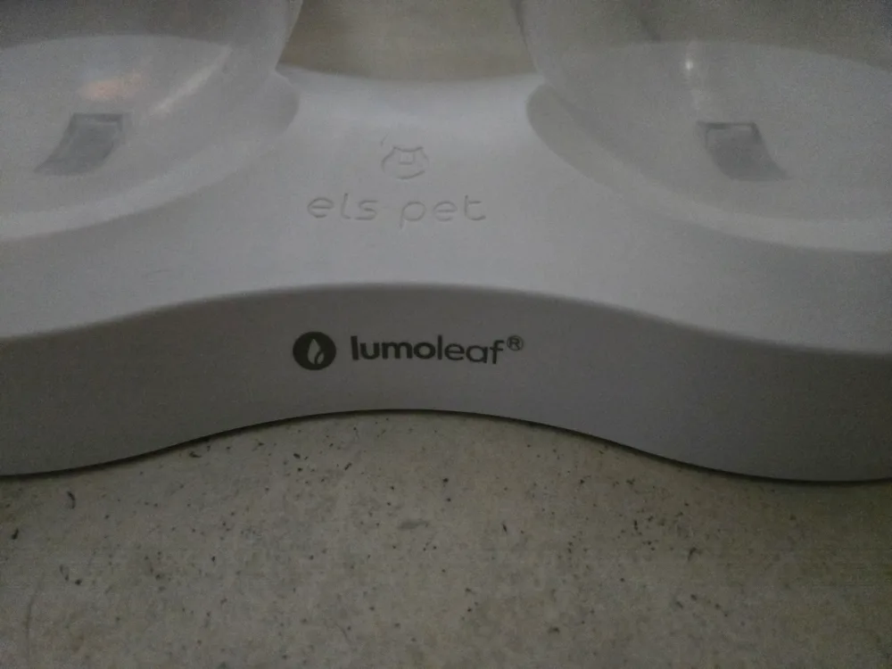 Lumoleaf Double No-Slip Elevated Pet Bowls For Cats Or Dogs image indicator(3)