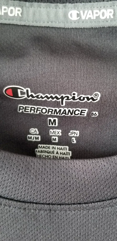 Men's Champion Performance T-Shirt - Size Medium image indicator(2)