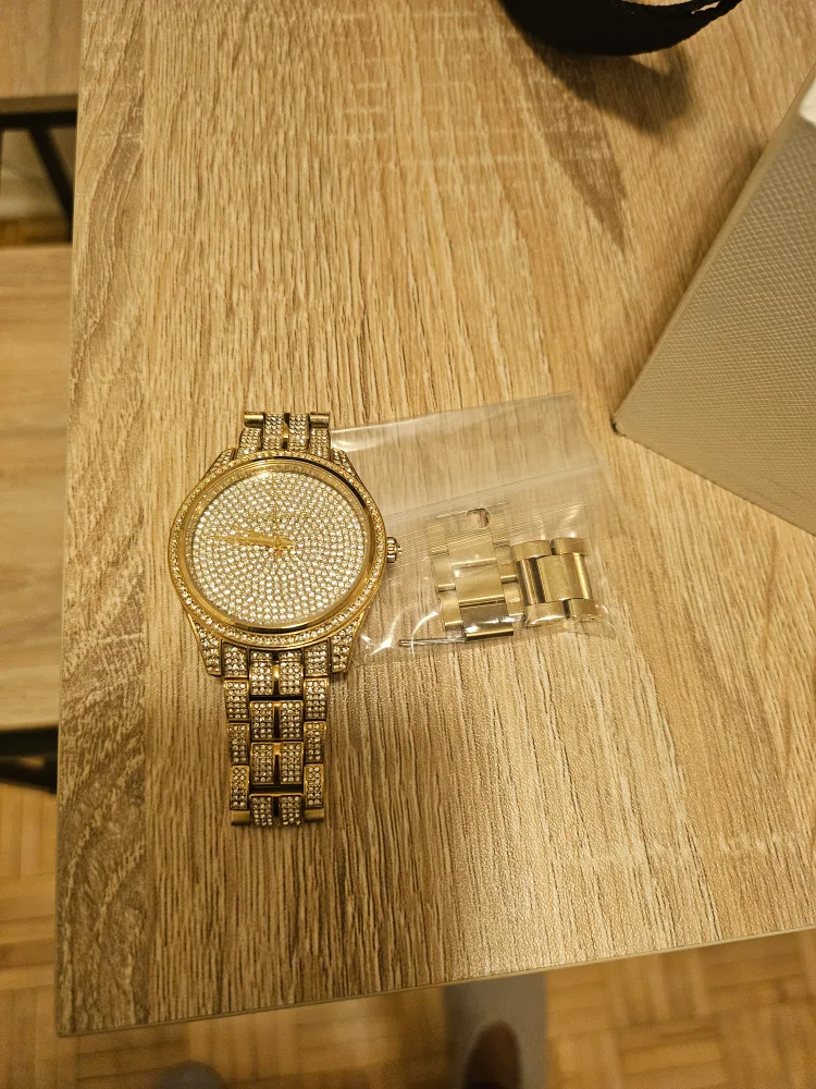 Michael Kors Gold Crystal Watch image indicator(3)