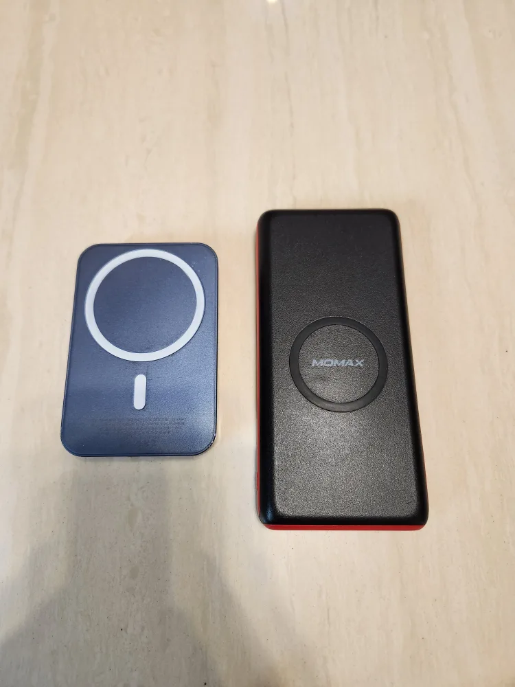 MOMAX Black Portable Charger/ Blue Portable Charger 10,000mAh thumbnail