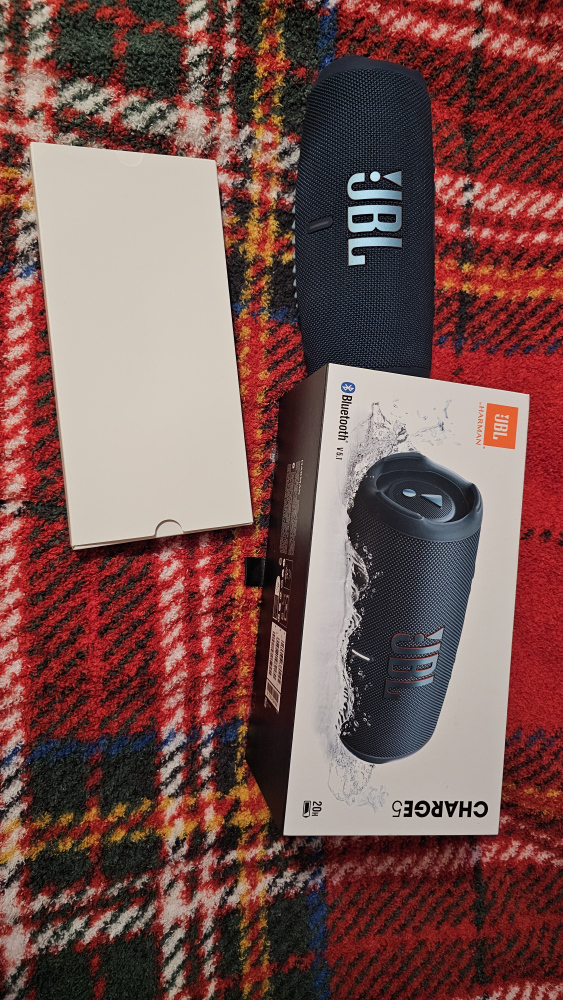 JBL Charge 5 Portable Bluetooth Speaker (Blue) - Like New - photo 3