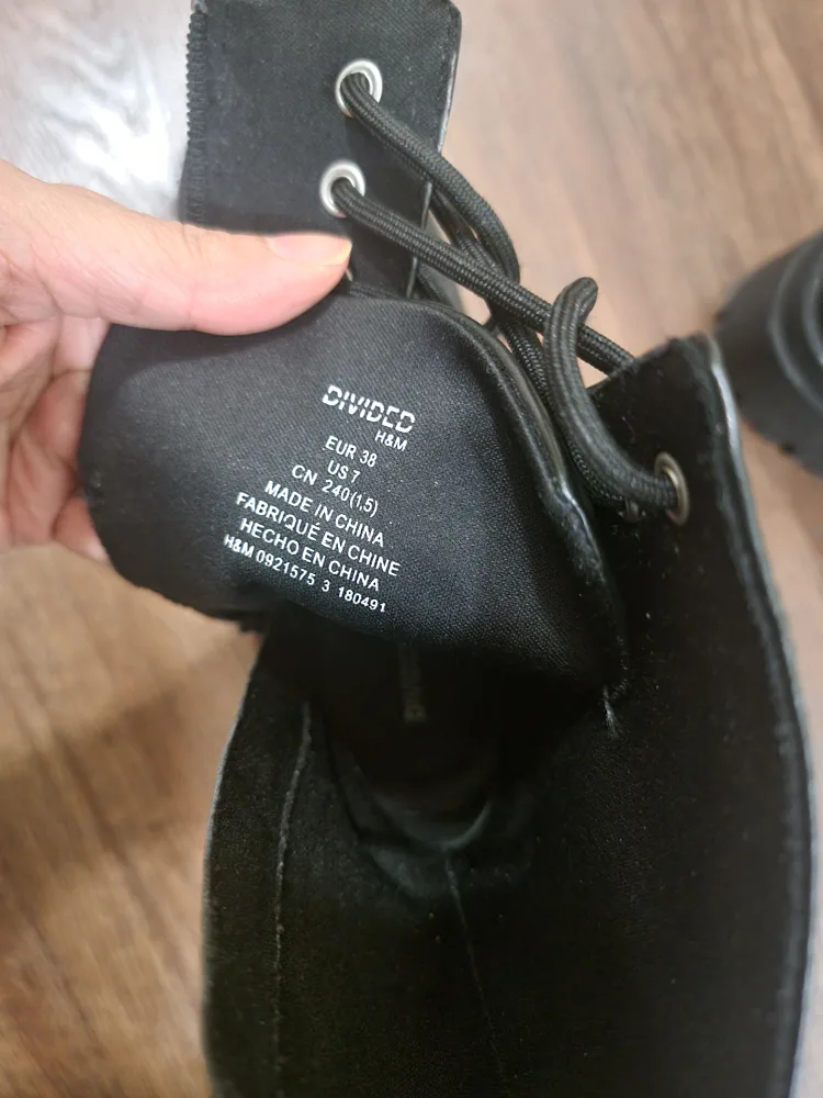 Like New H&M Lace up Boots - final price image indicator(4)