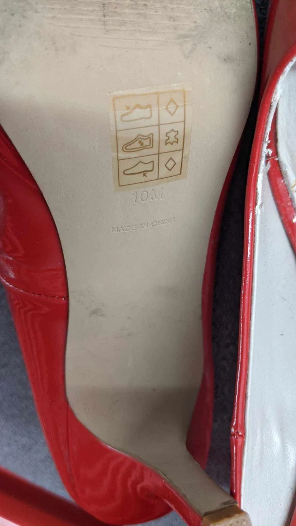 Red Patent Leather Peep-Toe Heels - Size 10M (Kit Cat Club) image indicator(4)