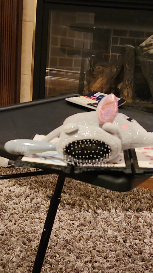 Adorable Elephant Hairbrush