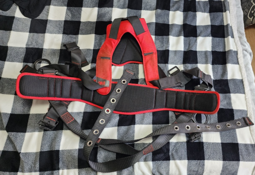 3M Protecta Body Harness - Size M/L