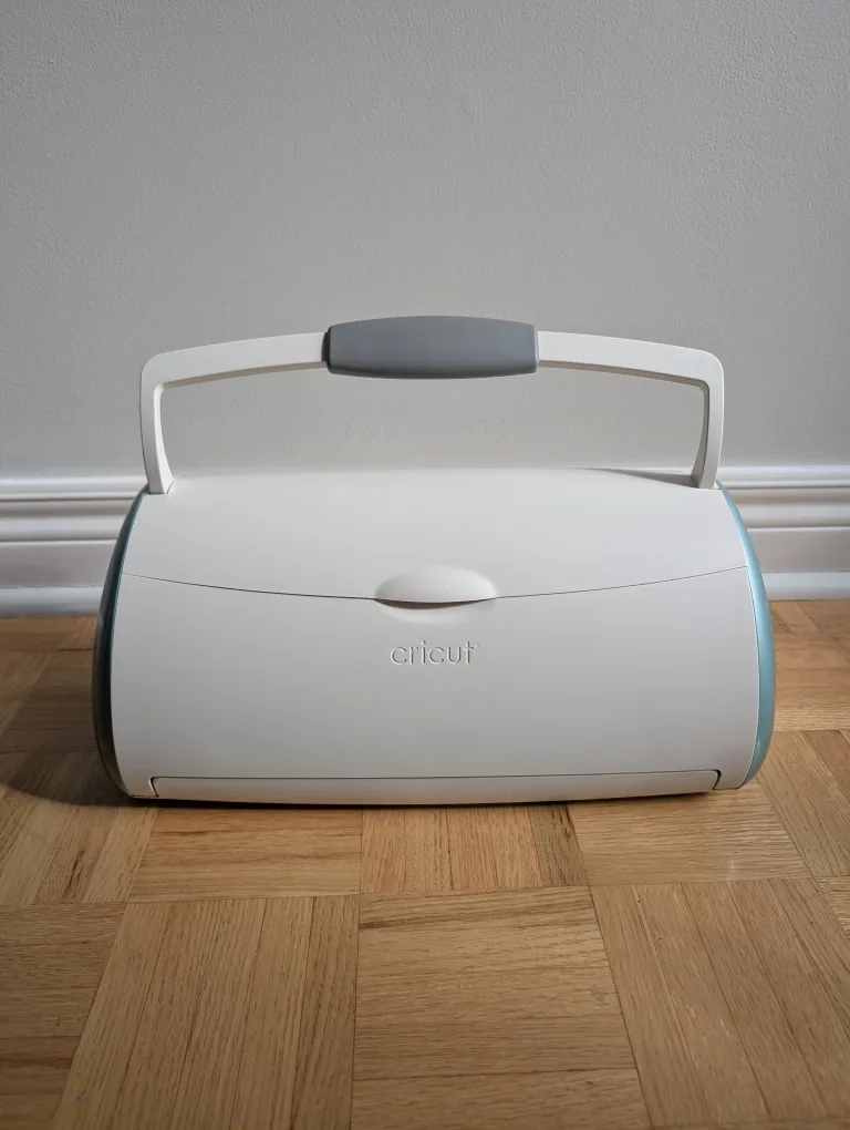 Cricut Create Cutting Machine image indicator(2)