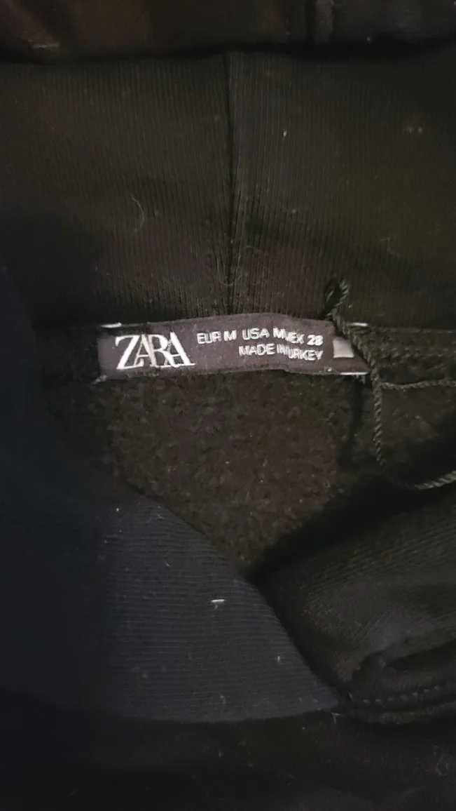 Zara Black Cropped Hoodie Size M image indicator(2)