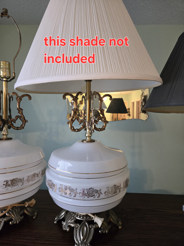 Vintage White and Gold Table Lamps and Pendant Light Set - photo 3