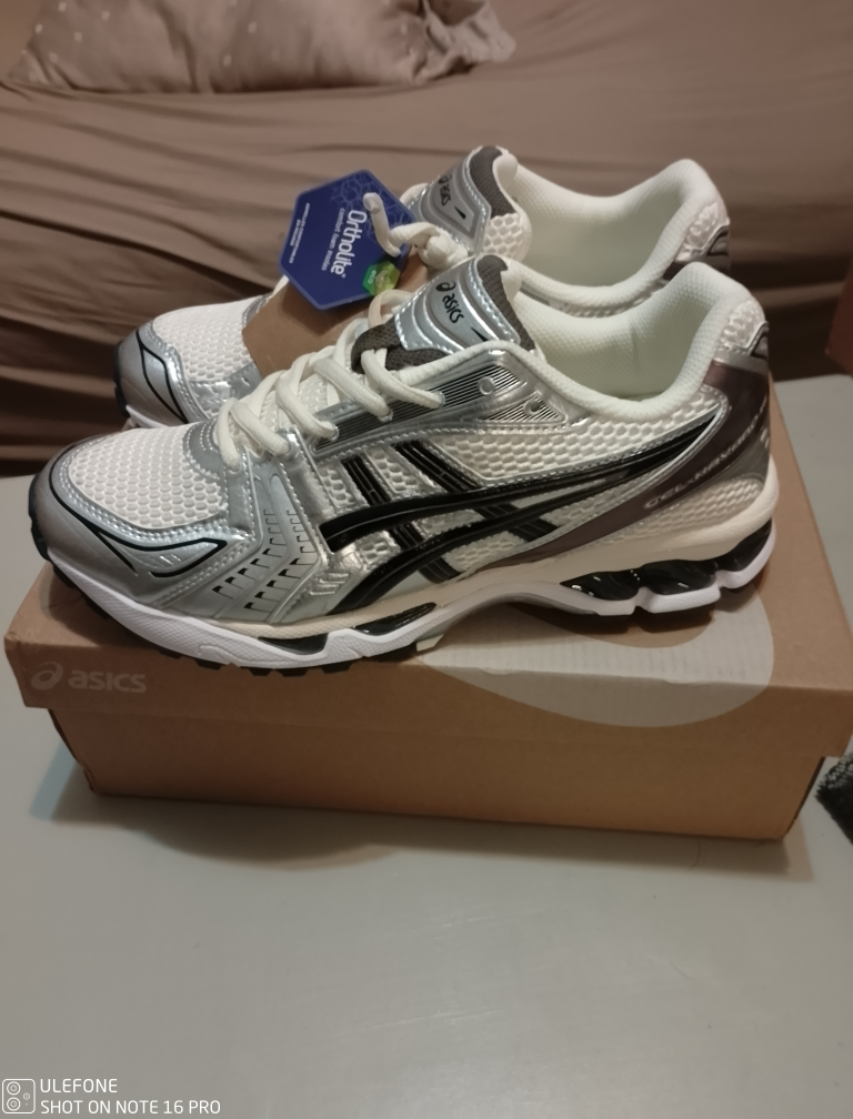 BNIB ASICS KAYANO 14 - photo 2
