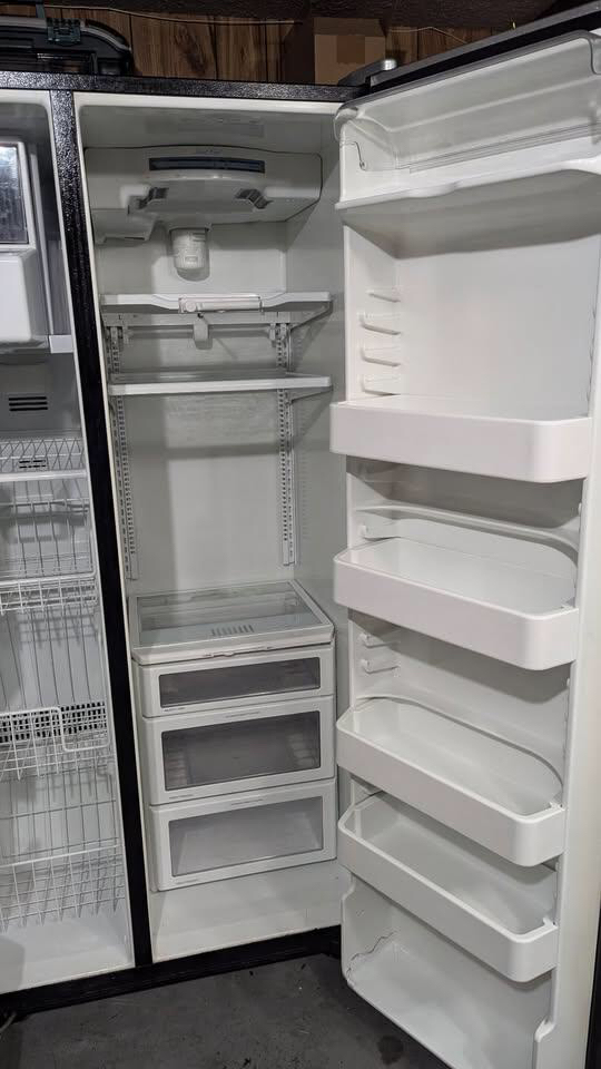 Refrigerator. - photo 4