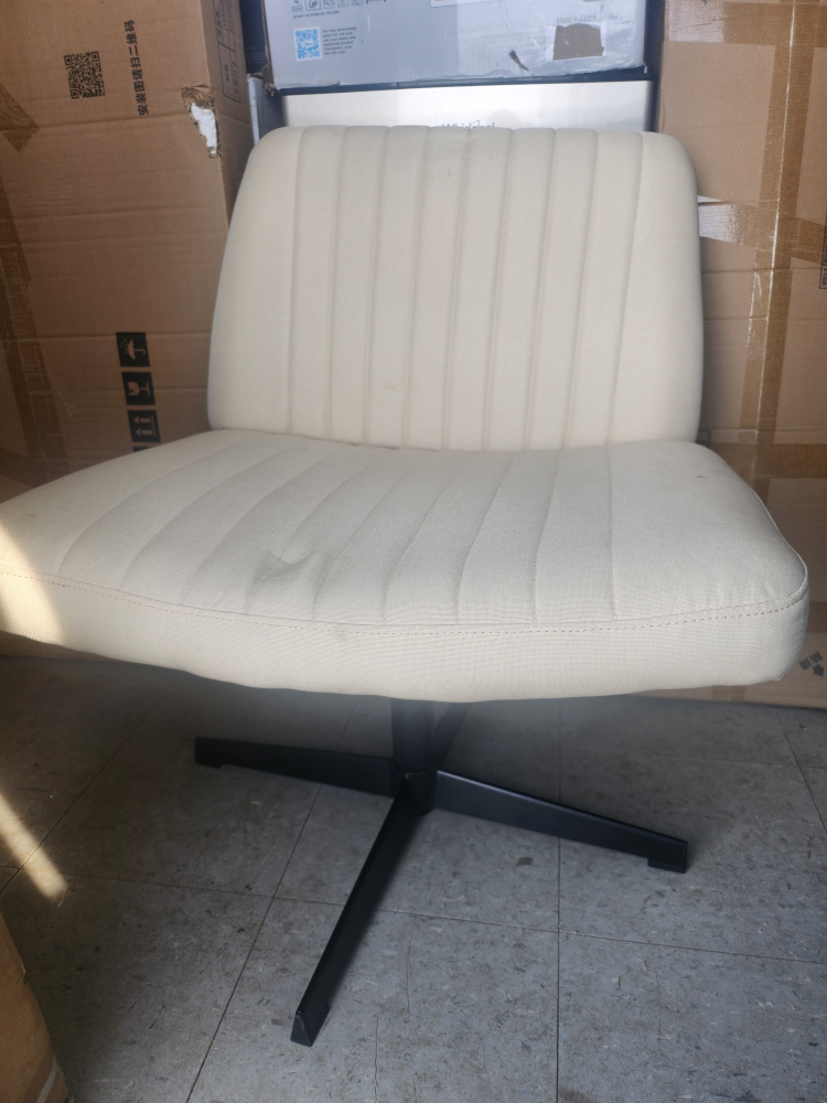 Swivel Chair - Off-White