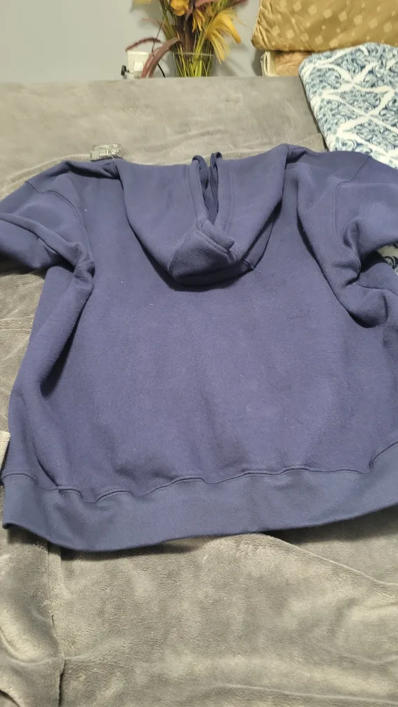 BRAND NEW NHL CANUCKS PULL OVER HOODIE image indicator(4)