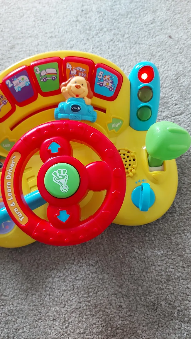 VTech Turn & Learn Driver Toy image indicator(2)