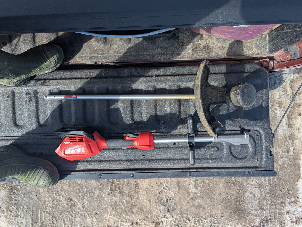 Milwaukee Yard Tools (350 OBO) - photo 4