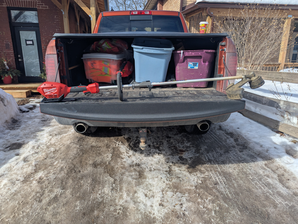 Milwaukee Yard Tools (350 OBO) - photo 5