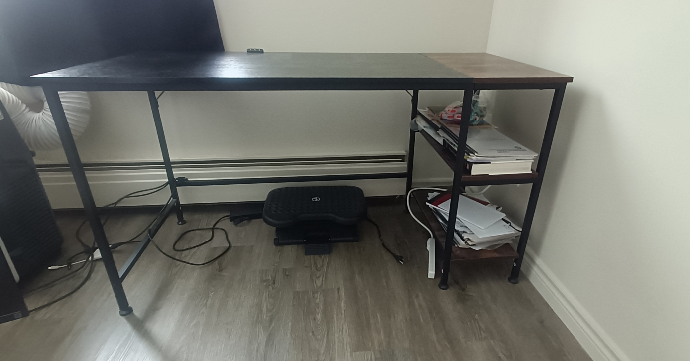 Office desk - photo 2