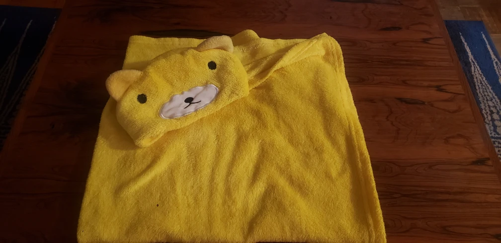 Adorable Yellow Bear Hooded Blanket