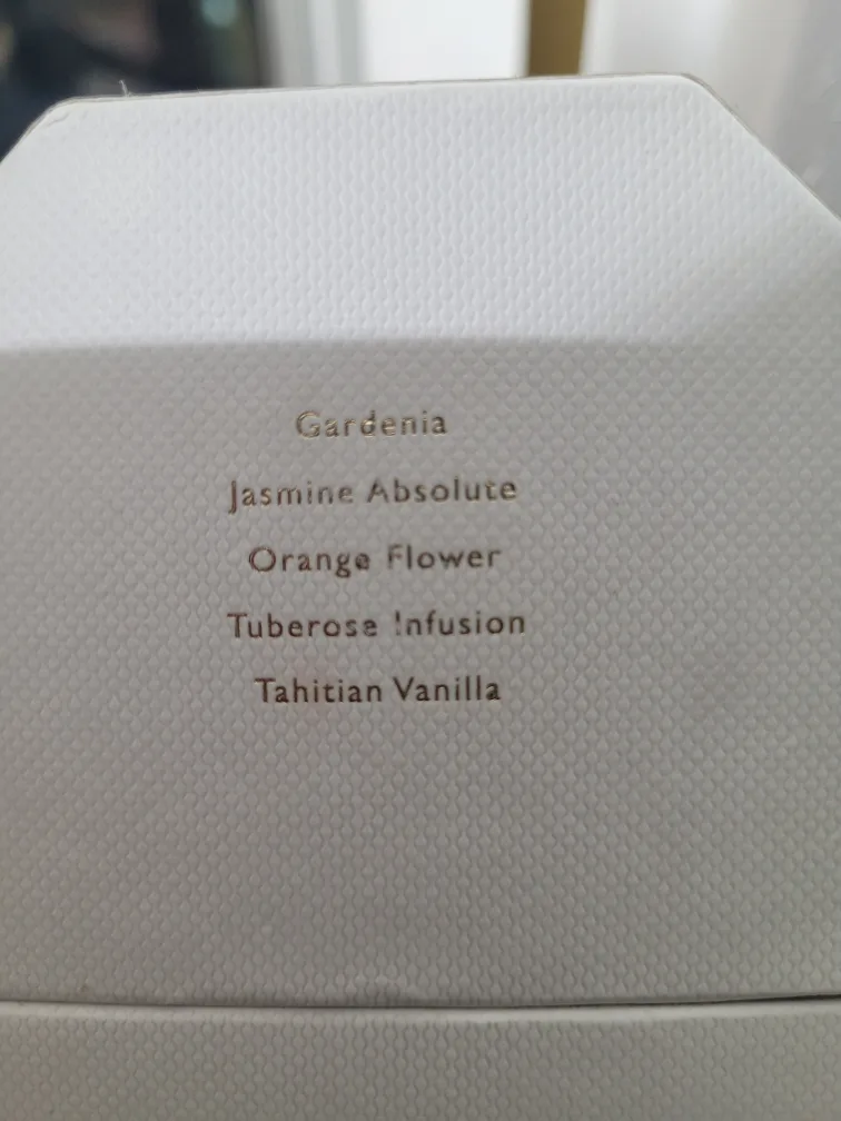 Kayali Déjà Vu White Flower | 57 Eau de Parfum image indicator(2)