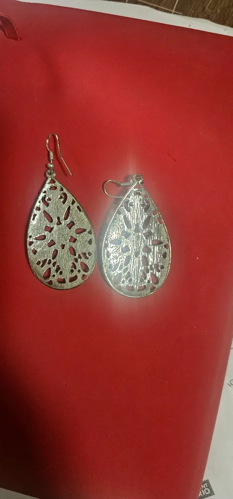 Silver Filigree Teardrop Earrings image indicator(3)