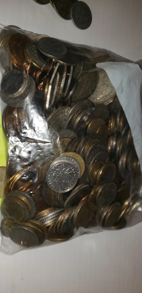 Large Bag of Foreign Coins image indicator(5)