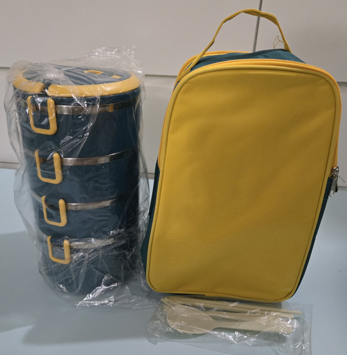 Stainless Steel Lunch Box with Carrying Bag and Cutlery $ 5 - photo 5