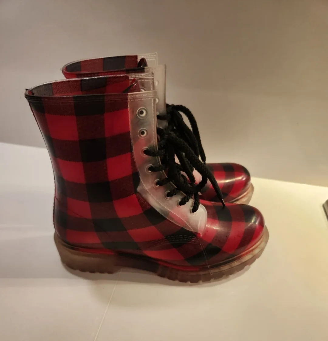 Red and Black Plaid Rain Boots image indicator(8)
