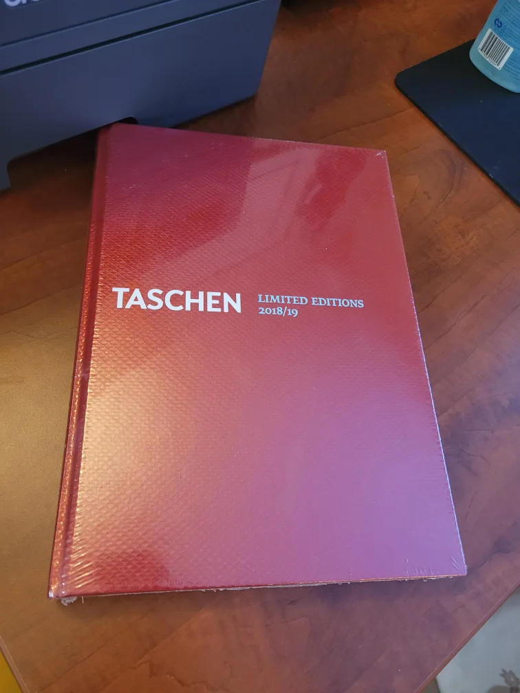 Taschen Limited Editions 2018/19 Book image indicator(2)