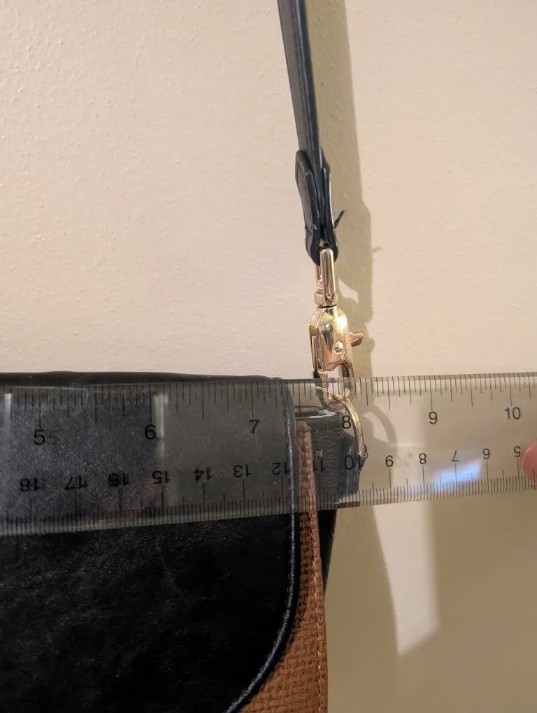 Stella & Dot Half-Moon Crossbody Bag image indicator(5)