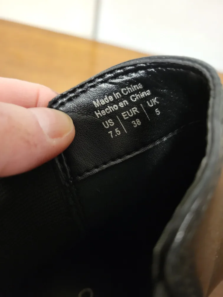 Aldo Black Leather Ankle Boots - Size 7.5 image indicator(3)